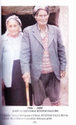 Old couple in Agios Eirini/Akdeniz